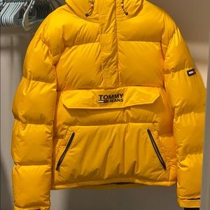 Tommy Hilfiger Puffer Jacket (Authentic)
